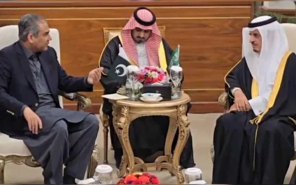 Interior Minister proposes to declare Islamabad and Riyadh twin cities, Saudi minister agrees