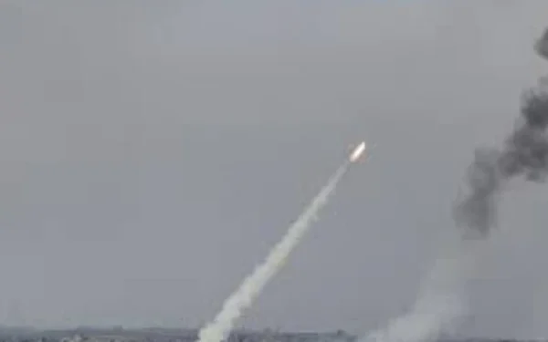 5 martyred in Israeli bombing of Lebanon, Hezbollah missile attack on Tel Aviv