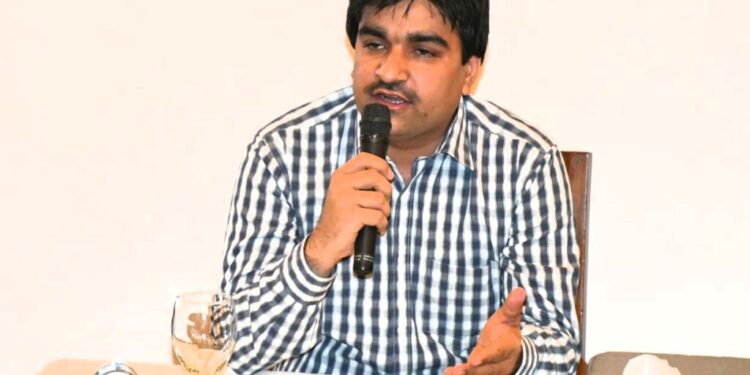 80% increase in GHW demanded on Cigarette packing to save Pakistani future