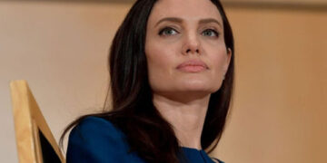 Angelina Jolie is troubled by loneliness, started looking for a partner