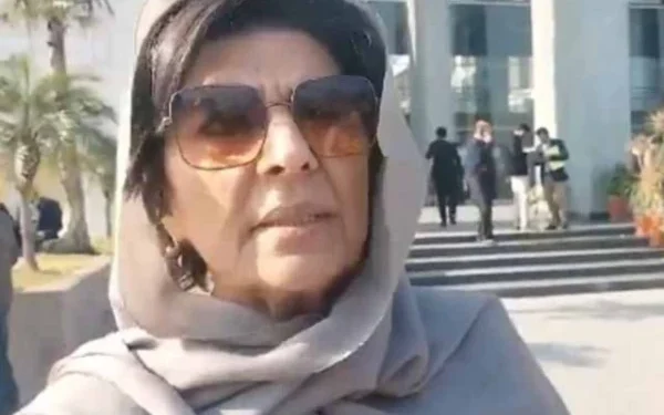 Imran Khan has said that he will not make a deal at the behest of the establishment or any country, Aleema Khan