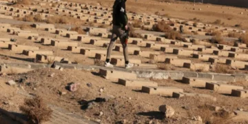 Mass grave of 100,000 found in Syria