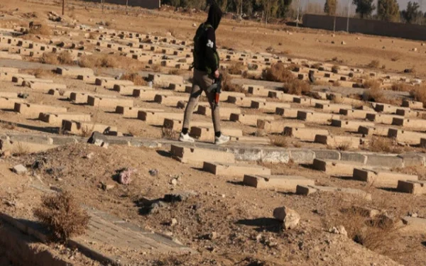 Mass grave of 100,000 found in Syria