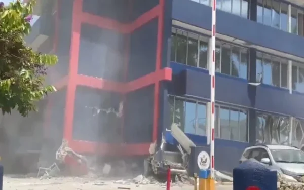 7.4-magnitude earthquake shakes Port Vila, tsunami warning issued