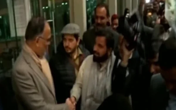 318 Pakistanis stranded in Syria reach Islamabad safely