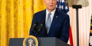 US President Orders Increased Supply of Arms, Ammunition to Ukraine