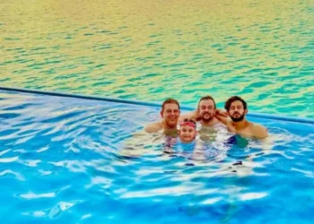 Adnan Sami shares a picture with his son Azan Sami and brother