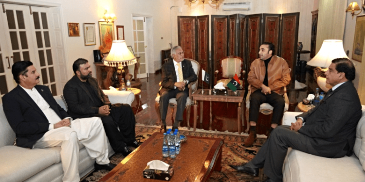 Breakthrough on power sharing in Punjab between PPP and PML-N is likely