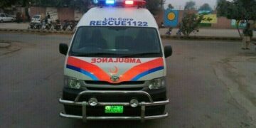 Traffic accidents in Naushahro Feroze and Jhang, 6 people killed and 27 injured