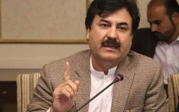 Khawaja Asif's statements are aimed at sabotaging government-PTI talks, Shaukat Yousafzai