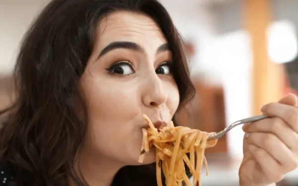 What are the effects of eating pasta every day?