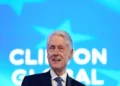 Former US President Bill Clinton's health is poor, he is hospitalized