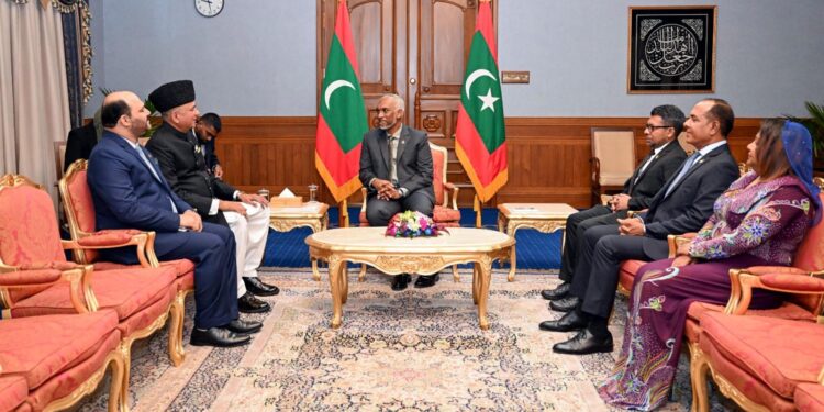 Presentation of Credentials by H.E. Vice Admiral (R) Faisal Rasul Lodhi High Commissioner of Pakistan to the Republic of Maldives