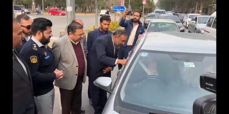 ITP launches flower and candy campaign to promote traffic awareness