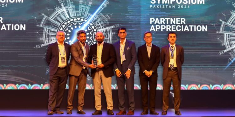 DWP Technologies shines at DELL Partner Awards 2024 by winning best storage award