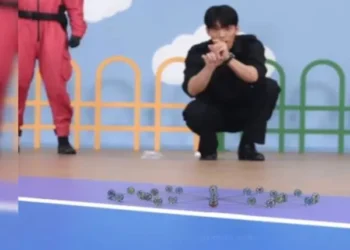 Squid Game star's video of playing conch goes viral