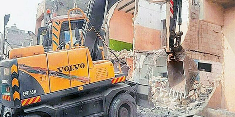 Sindh High Court orders KDA to demolish illegal constructions in Mujahid Colony