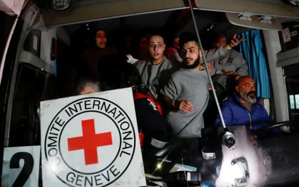 Israel releases 90 Palestinian prisoners under Gaza ceasefire agreement