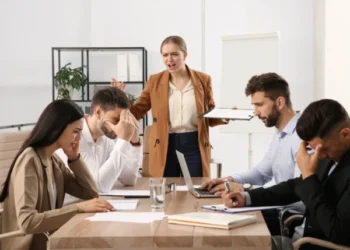 Office environment and its effects on employee mental and physical health