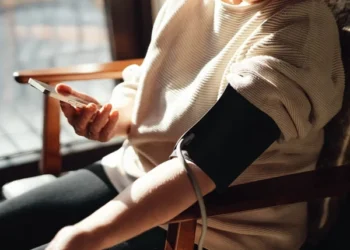 What's it like to check your blood pressure in a noisy place?