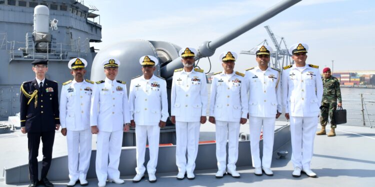 CHIEF OF THE NAVAL STAFF VISITS FOREIGN NAVY SHIPS PARTICIPATING IN THE 9TH MULTINATIONAL NAVAL EXERCISE AMAN