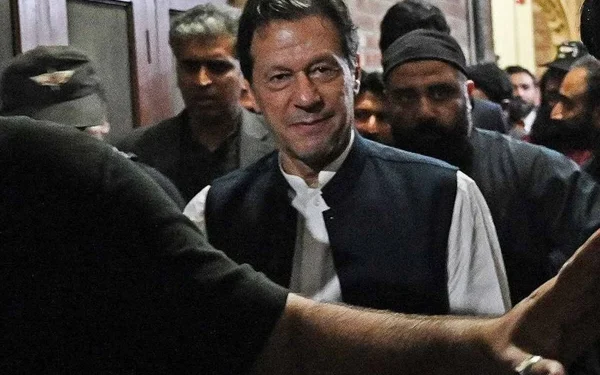Contempt of court for not allowing Imran Khan to meet his friends; records of petitions sought