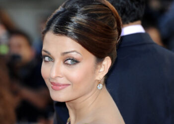 Amitabh Bachchan surprised by commenting on Aishwarya Rai's beauty