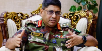 Bangladesh army chief warns: Internal fighting could endanger country