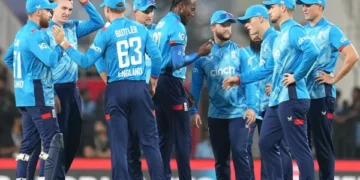 ODI format, England the team that lost the most by scoring more than 300 runs