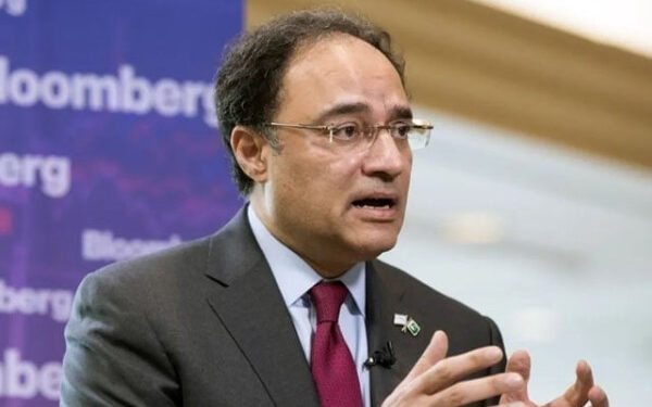 Finance Minister leaves for Lisbon to attend the funeral of Prince Karim Aga Khan