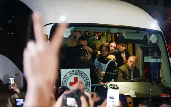 Israel-Hamas ceasefire talks resume in Cairo