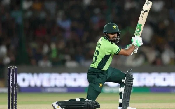 Two of Pakistan's top batsmen also feature in the lowest strike rate