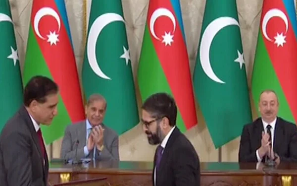 Pakistan and Azerbaijan agree to increase cooperation in various sectors including trade, sign several agreements