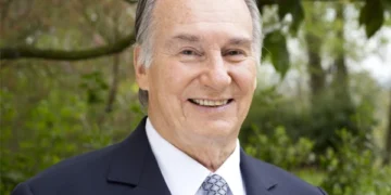 Government declares day of mourning on February 8 for the death of Prince Karim Aga Khan