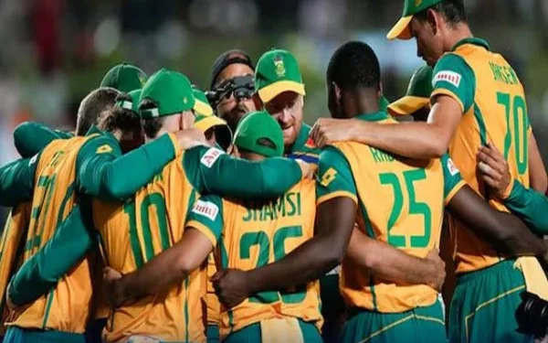 Triangular Series, South Africa team reaches Lahore