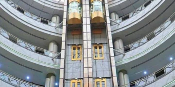 Taliban's feat; Built a 9-story commercial building equipped with modern facilities in just 3 years