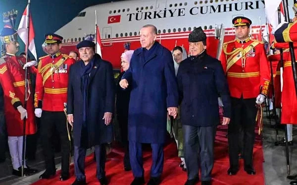Turkish President Recep Tayyip Erdogan arrives in Pakistan on 2-day visit