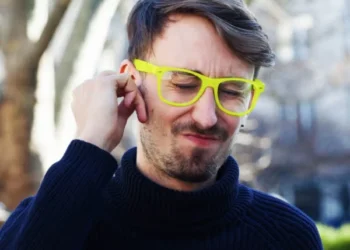 Tinnitus Linked to Dietary Deficiency: Experts Reveal New Findings