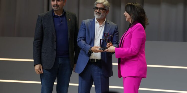 Mobilink Bank wins prestigious GLOMO Award for ‘The Invisible Heirs’ Campaign