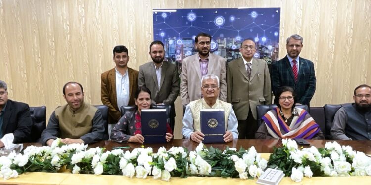 NSU and Rashid Latif Khan University Joining Hands for Skilling and Reskilling of Pakistani Workforce