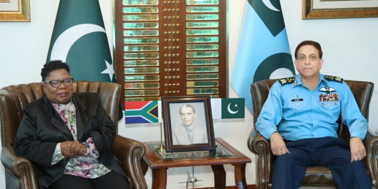 ACTING SECRETARY OF DEFENCE SOUTH AFRICA VISITS AIR HEADQUARTERS