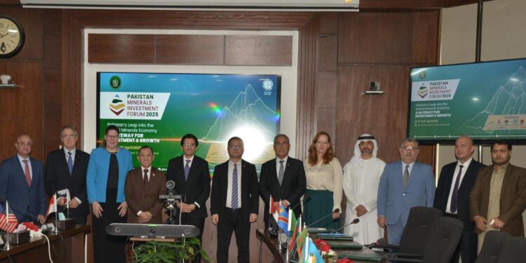 Pakistan’s Federal Minister for Petroleum Briefs Foreign Ambassadors on Pakistan Minerals Investment Forum 2025