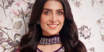 Is Ayeza Khan Set to Make Her Bollywood Debut?