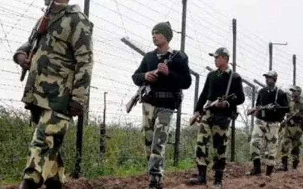 Indian forces arrest 4 Bangladeshi nationals, including two women, at border