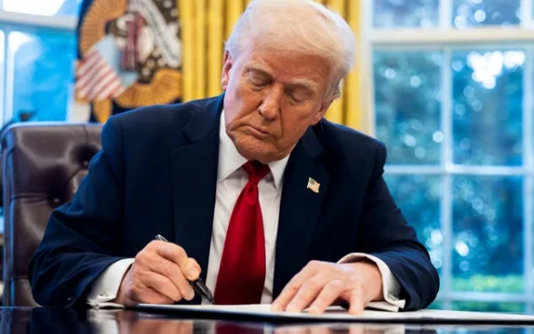 Trump Imposes 25% Tariff on Imported Cars in the US: A Major Shift in Trade Policy