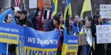 American people protest against Vice President for insulting Zelensky