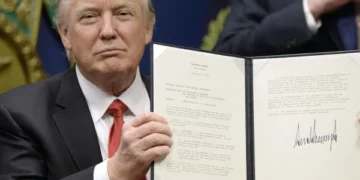 US Considers New Travel Restrictions on 43 Countries, Including Pakistan