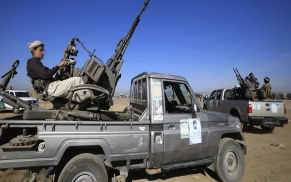 Yemen's Houthis warn Israel, give it four days to end Gaza blockade