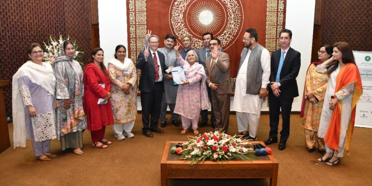 AKU, Local and Global Partners Launch Landmark Malaria Elimination Project in Thatta