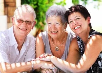 How Good Relationships with Siblings Can Increase Lifespan: The Science Behind the Bond